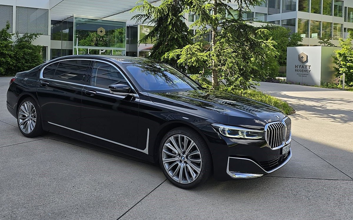 BMW 7 Series at the Hyatt Regency Zurich Airport