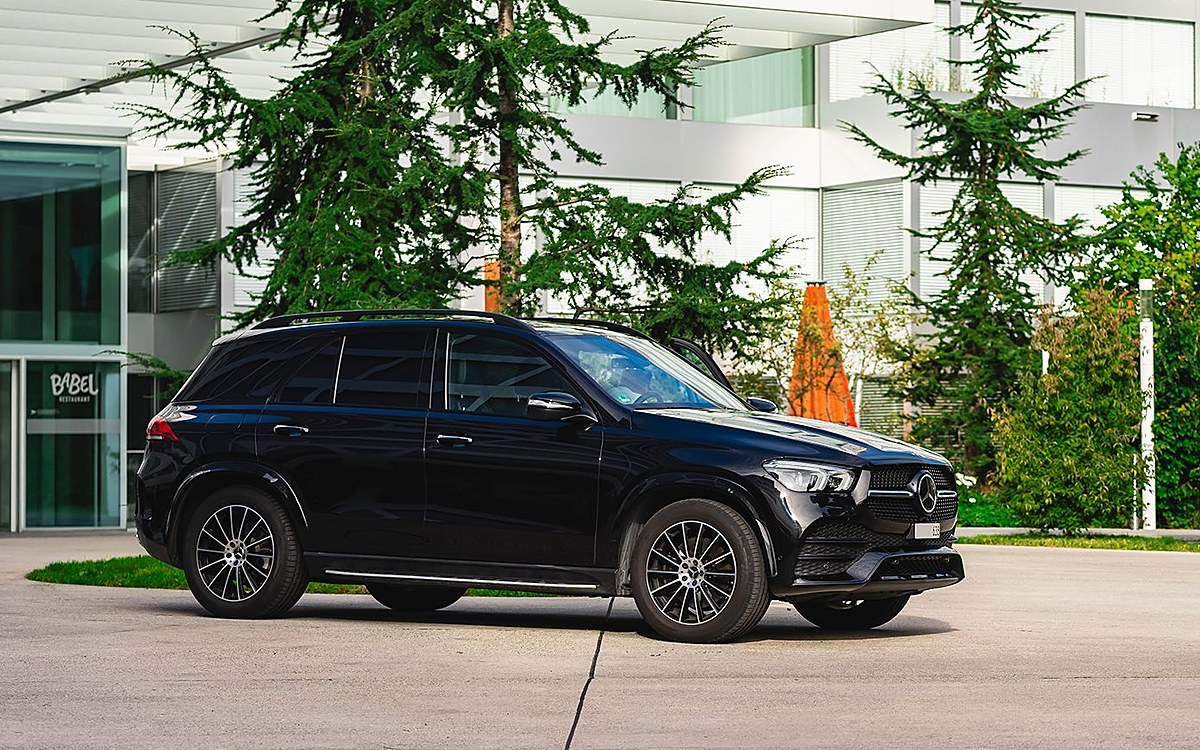 Mercedes GLE at the Hyatt Regency Zurich Airport